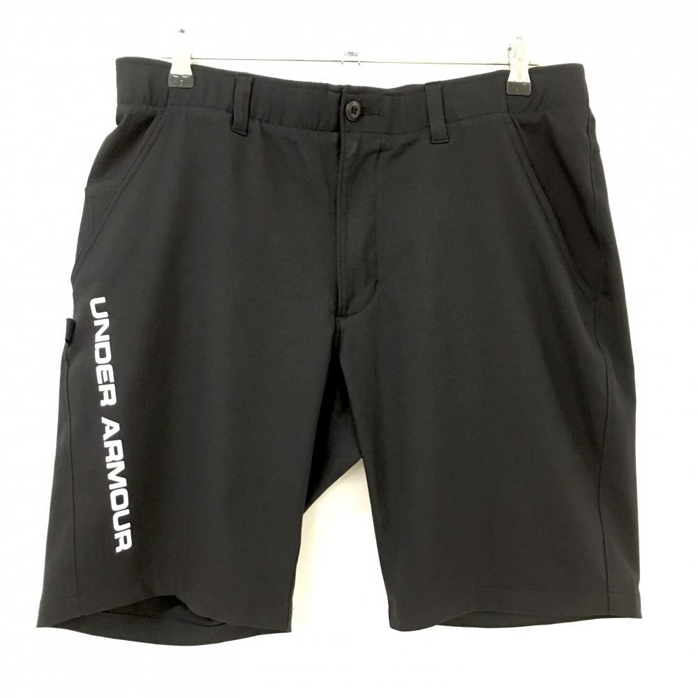 【美品】アンダーアーマー ハーフパンツ 黒 サイドロゴプリント  メンズ 36 ゴルフウェア UNDER ARMOUR