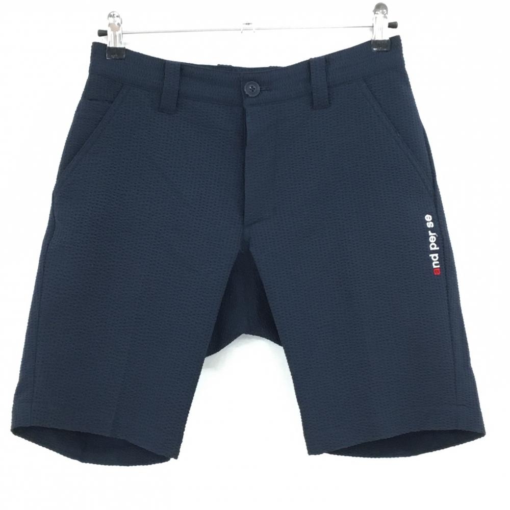 【美品】アンパスィ ハーフパンツ ダークネイビー×白 サッカー生地 ロゴ刺しゅう ストレッチ メンズ M ゴルフウェア and per se