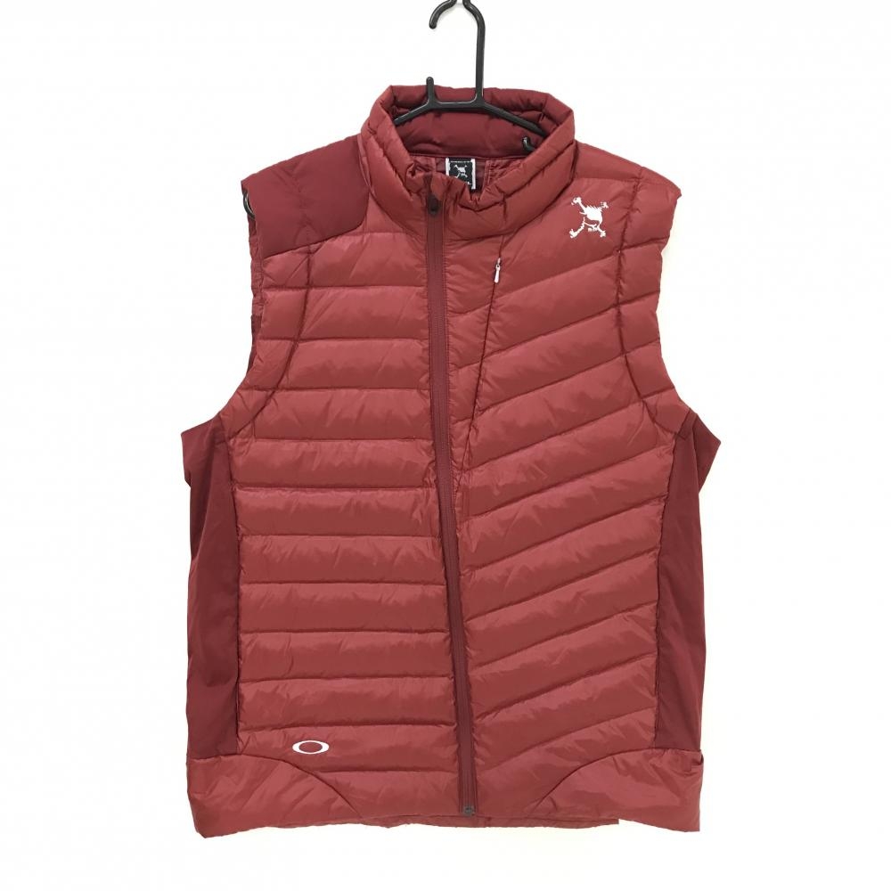 【超美品】オークリー ダウンベスト レッド ロゴ刺しゅう白 ダウン90％  メンズ XL ゴルフウェア Oakley