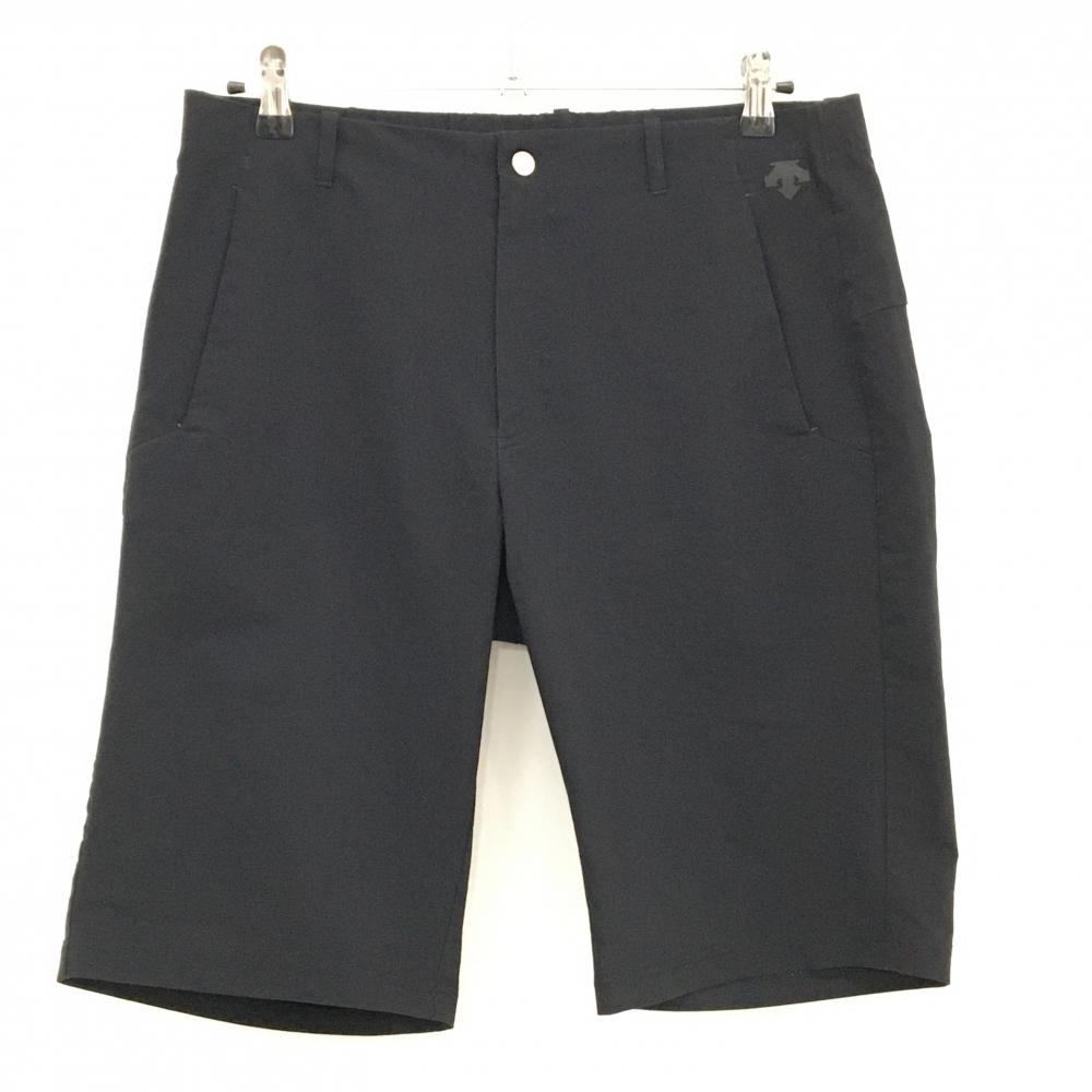 【美品】デサント ハーフパンツ 黒 シンプル ストレッチ メンズ O ゴルフウェア DESCENTE