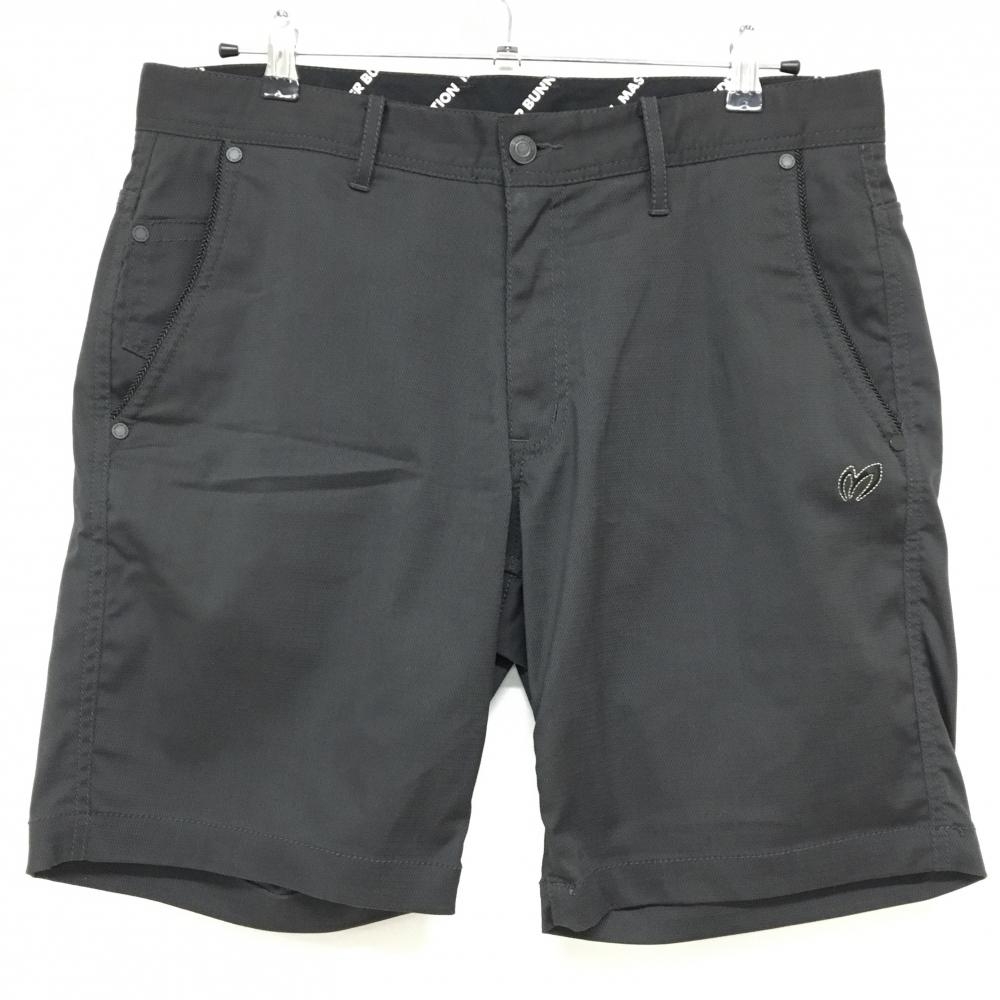 【超美品】マスターバニー ハーフパンツ ダークグレー ロゴ黒 メンズ 6(XL) ゴルフウェア MASTER BUNNY EDITION