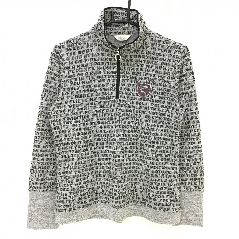 【超美品】アダバット 長袖ハイネックシャツ グレー×黒 英字柄 ハーフジップ レディース 38(M) ゴルフウェア adabat
