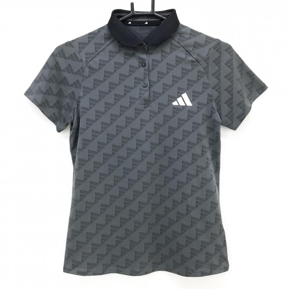 【超美品】アディダス 半袖ポロシャツ グレー×黒 ロゴ三角総柄 シリコンワッペン レディース M ゴルフウェア 2025年モデル adidas