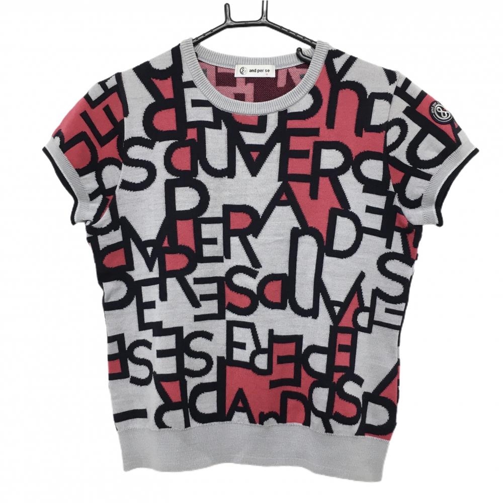 【美品】アンパスィ 半袖セーター ライトグレー×黒 英字総柄 袖ワッペン ウール混  レディース M ゴルフウェア and per se