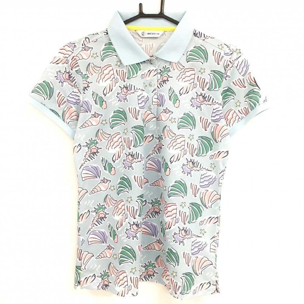 【超美品】アンパスィ 半袖ポロシャツ ライトブルー×マルチカラー シェル総柄 袖ワッペン レディース L ゴルフウェア and per se