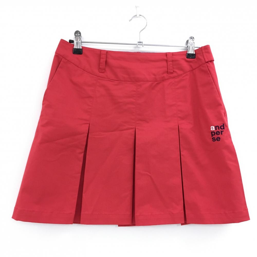 【超美品】アンパスィ プリーツスカート レッド ロゴ刺しゅう クラウンワッペン レディース L ゴルフウェア and per se