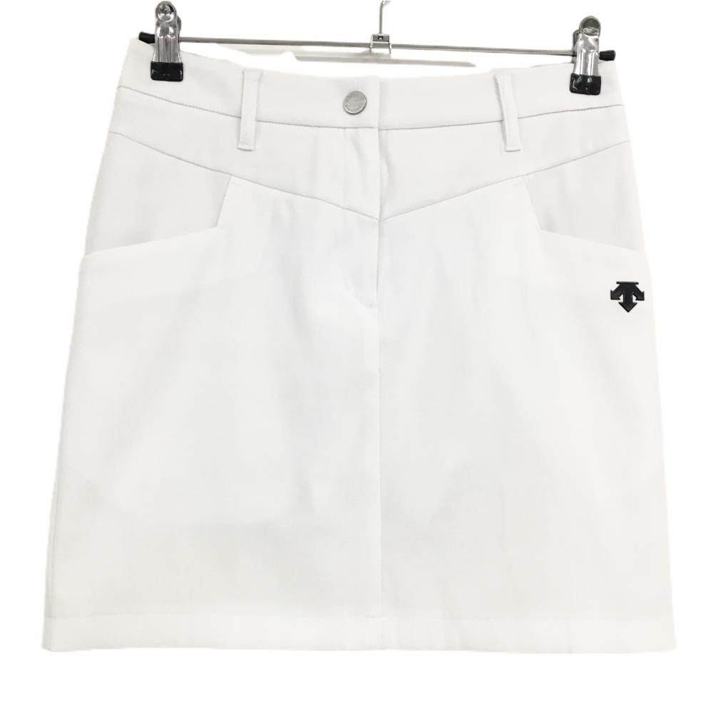 【美品】デサントゴルフ スカート 白 ロゴ黒 内側インナーパンツ 中田英寿  レディース 64/M ゴルフウェア DESCENTE