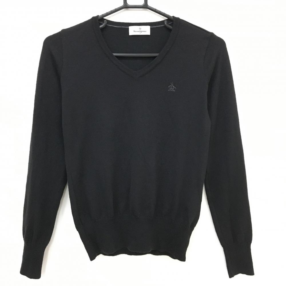 【美品】マンシングウェア セーター 黒 胸ロゴ 表ウール100％ Vネック ニット  レディース S ゴルフウェア Munsingwear