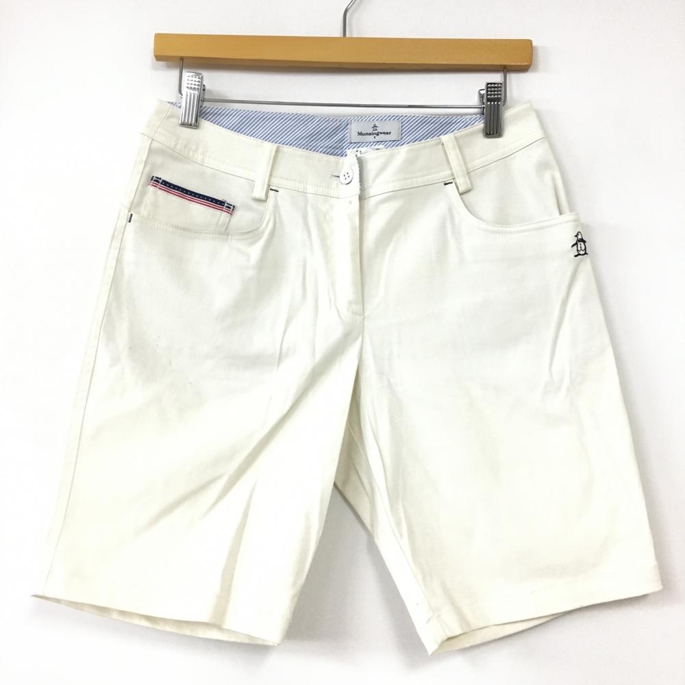 Munsingwear マンシングウェア ショートパンツ 白×ネイビー 一部星条旗柄 5ポケット  レディース 9 ゴルフウェア