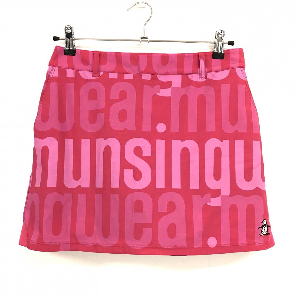 マンシングウェア スカート レッドピンク×ピンク 英字総柄 裾ロゴ 内側インナーパンツ レディース 9 ゴルフウェア Munsingwear