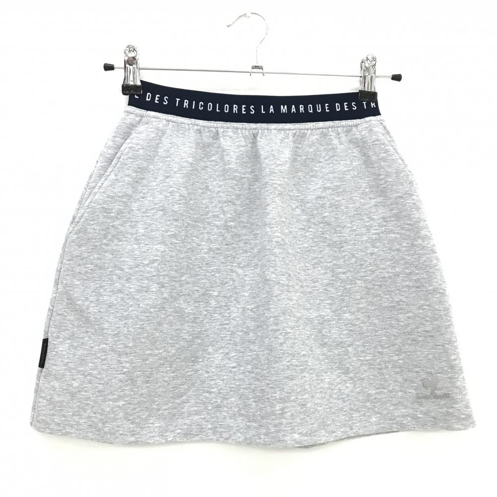 【美品】ルコックゴルフ スカート ライトグレー×ネイビー ウエストロゴ レディース M ゴルフウェア le coq sportif