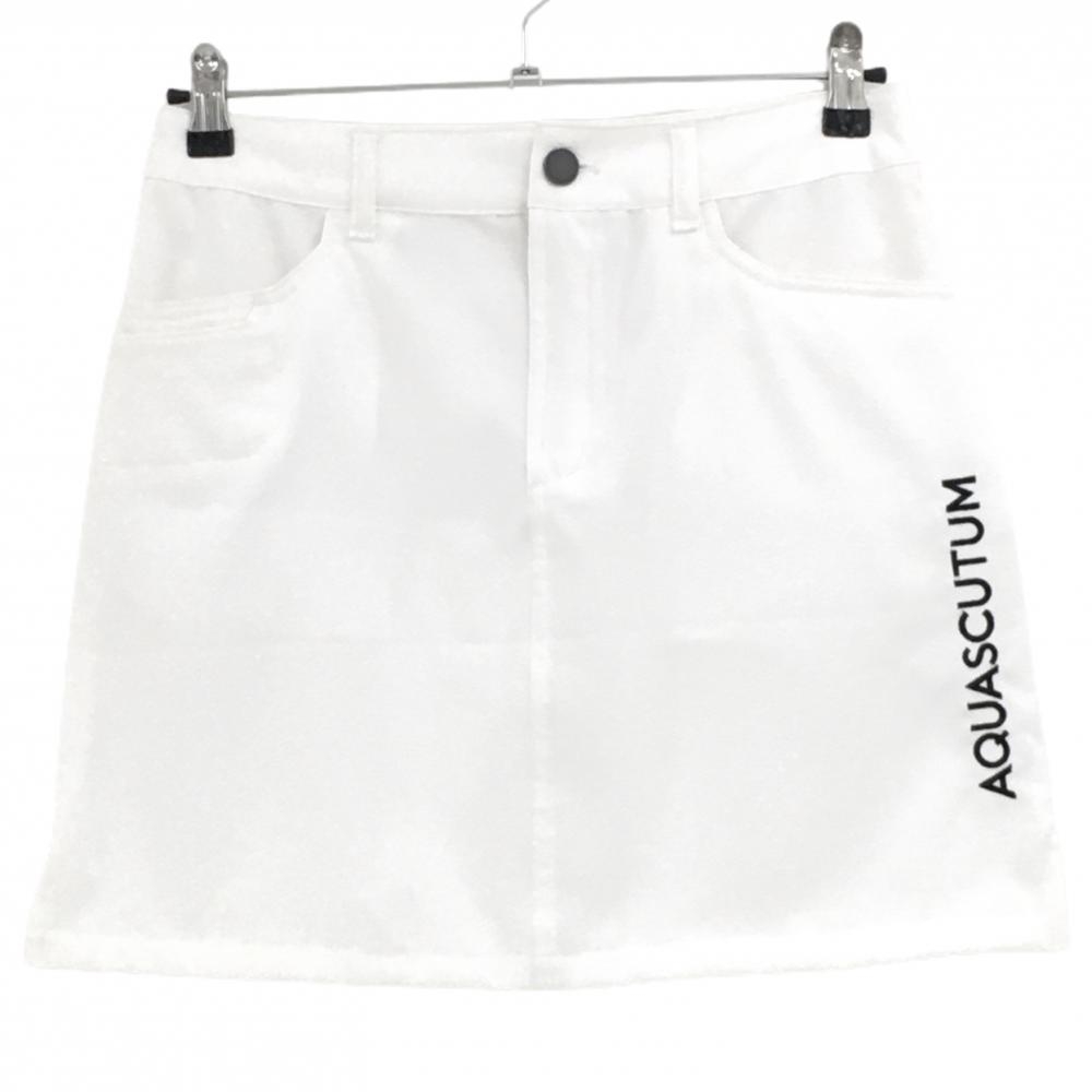 【美品】アクアスキュータム スカート 白 サッカー生地調  レディース  ゴルフウェア AQUASCUTUM