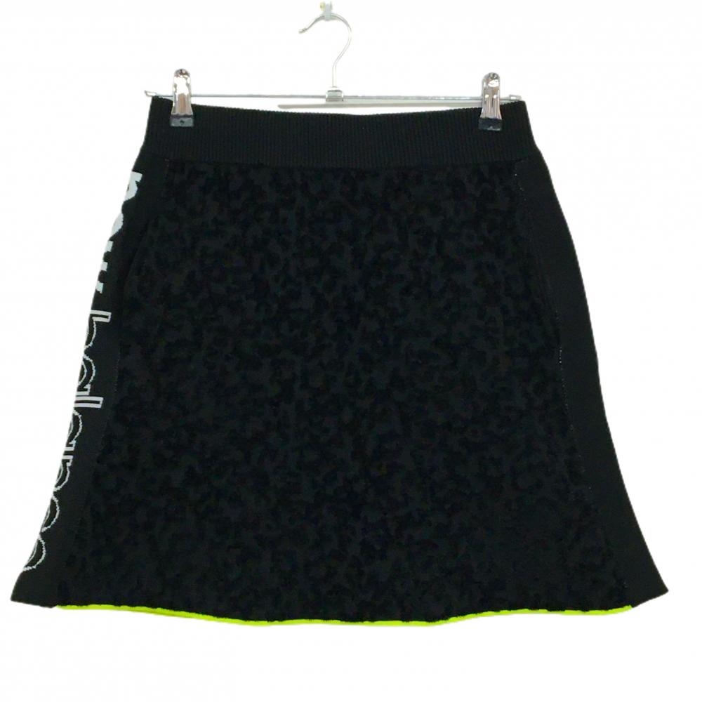 【超美品】ニューバランスゴルフ ニットスカート 黒 地模様 サイドロゴ レディース 1(M) ゴルフウェア New Balance