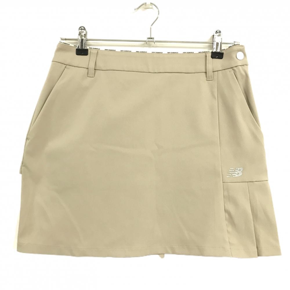 【超美品】ニューバランスゴルフ スカート ベージュ 裾プリーツ  レディース 1(M) ゴルフウェア New Balance