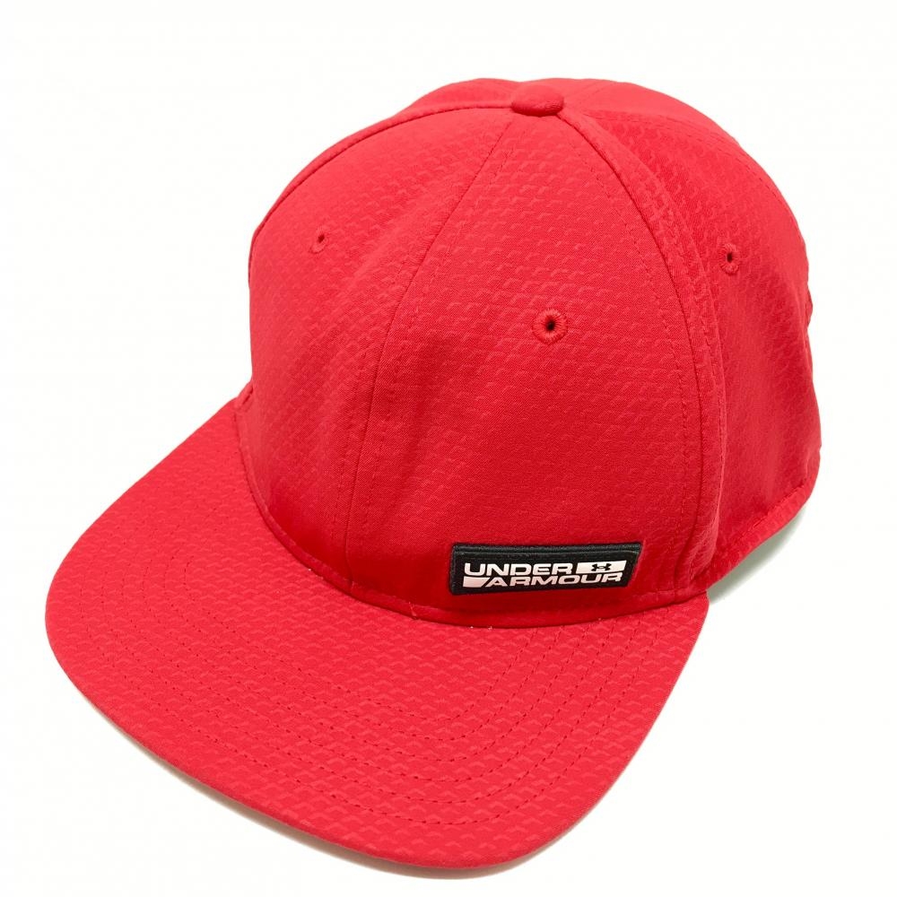 【超美品】アンダーアーマー フラットキャップ レッド ロゴワッペン   ゴルフウェア UNDER ARMOUR