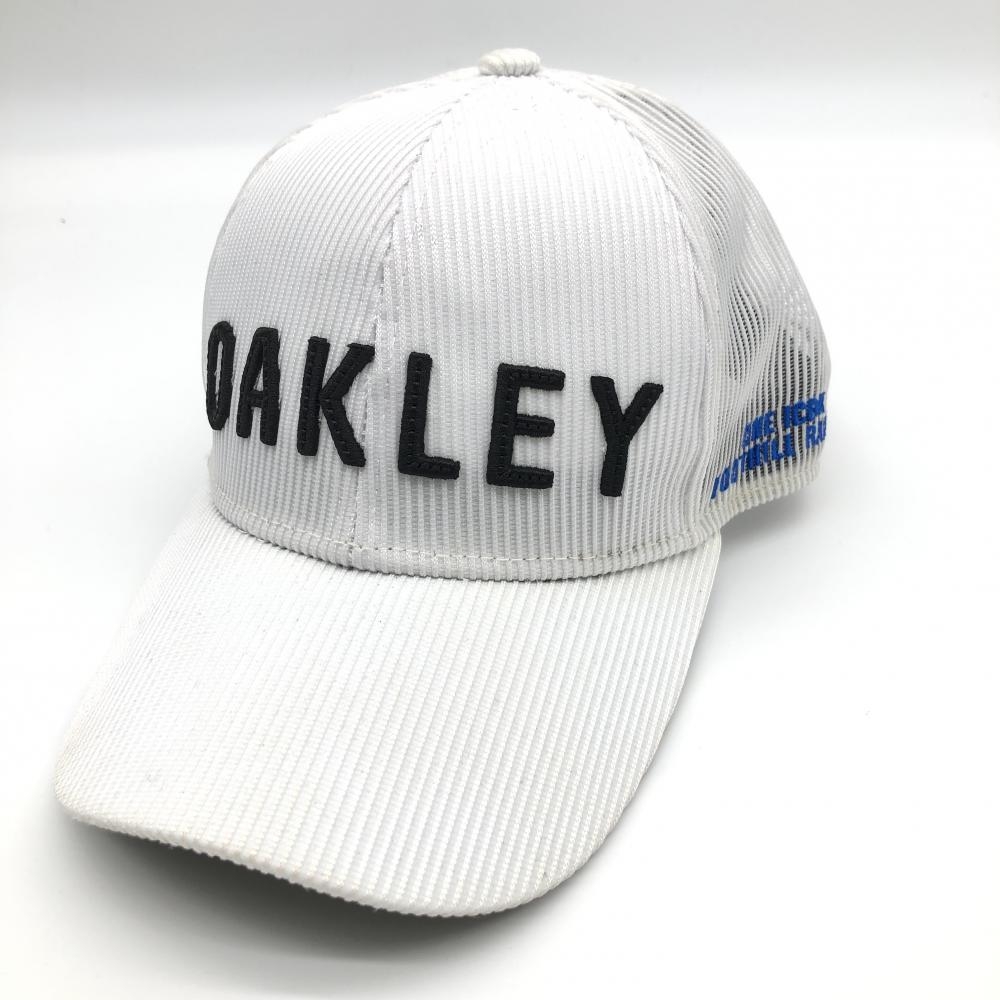 【美品】オークリー メッシュキャップ 白×黒 ストライプ折り生地 ビッグロゴ  ゴルフウェア 2022年モデル Oakley