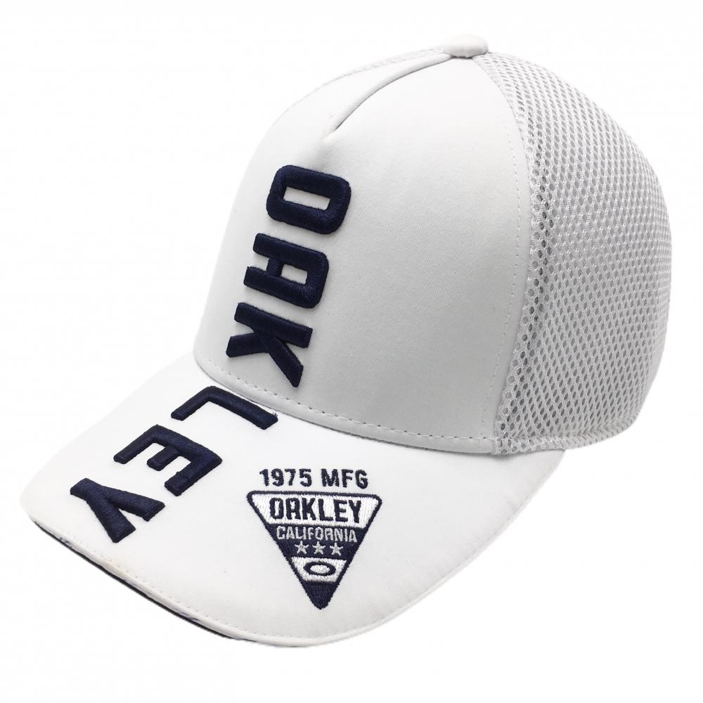 【美品】オークリー キャップ 白×ネイビー 立体ロゴ刺しゅう  ゴルフウェア Oakley