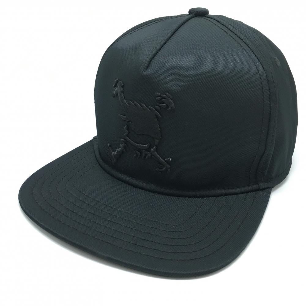 【超美品】オークリー キャップ 黒 フロント立体ロゴ刺しゅう   ゴルフウェア Oakley