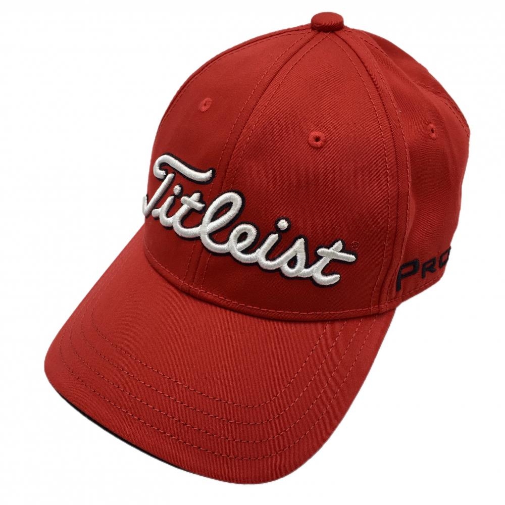 【美品】タイトリスト キャップ レッド×白 立体ロゴ刺しゅう  ゴルフウェア TITLEIST