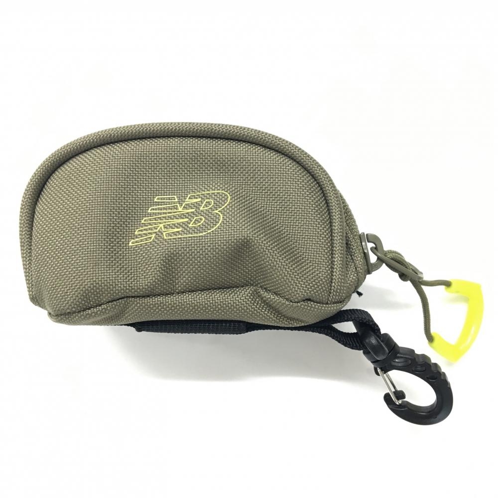 【超美品】ニューバランスゴルフ ボールケース カーキ×イエロー カラビナ付 ボールポーチ ゴルフ New Balance
