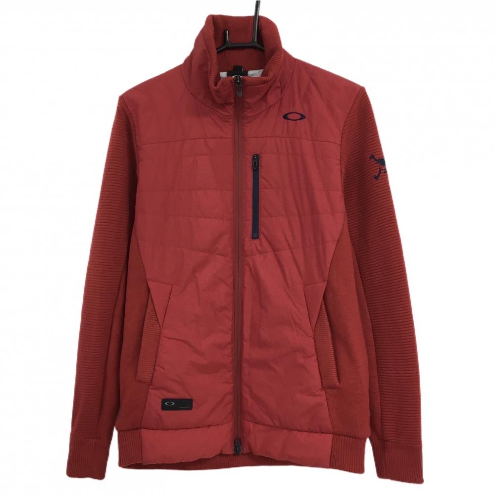 【美品】オークリー 中綿ニットジャケット レッド 前身頃中綿 蓄熱裏地 メンズ M ゴルフウェア Oakley