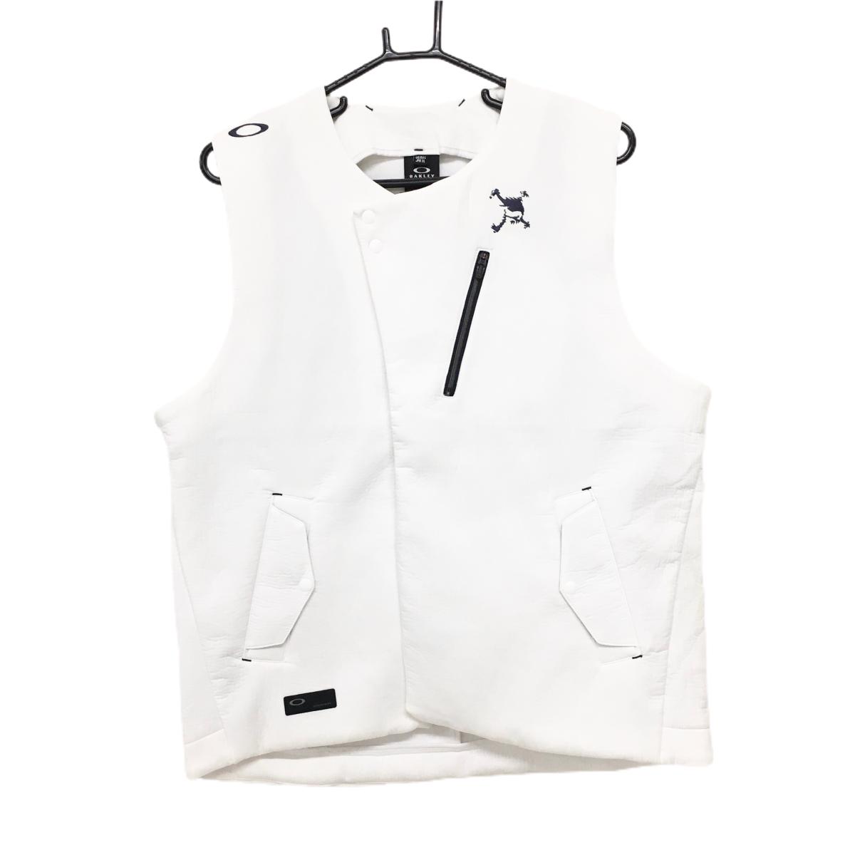 【新品】オークリー アウターベスト 白 ロゴネイビー 撥水 防風 保温 軽量 メンズ XL ゴルフウェア Oakley