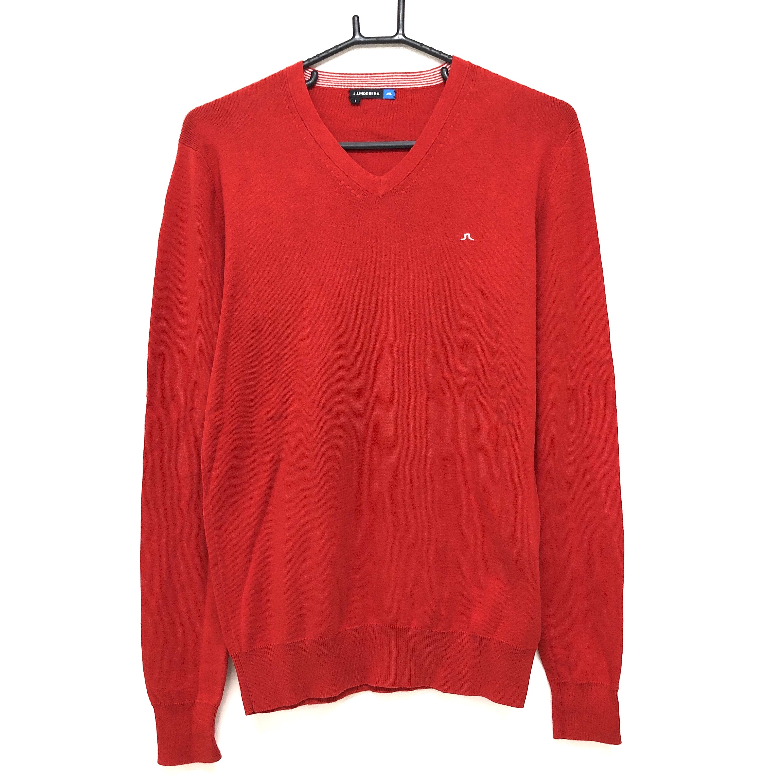 【美品】ジェイリンドバーグ セーター レッド 胸ロゴ 綿100％ Vネック ニット  メンズ S ゴルフウェア J．LINDEBERG