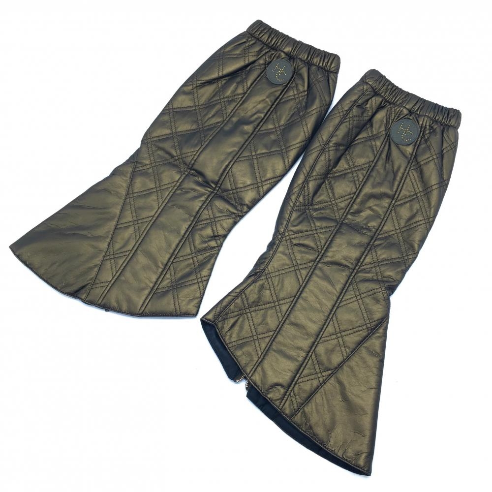 ヒールクリーク 中綿レッグウォーマー ゴールド系 合皮 ロゴワッペン レディース  ゴルフウェア Heal Creek